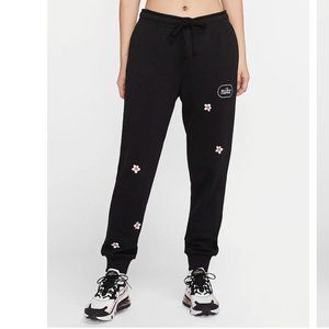Nike Flower Embroidered Fleece Jogger Sweatpants